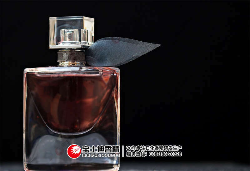 香水(shuǐ) 香水